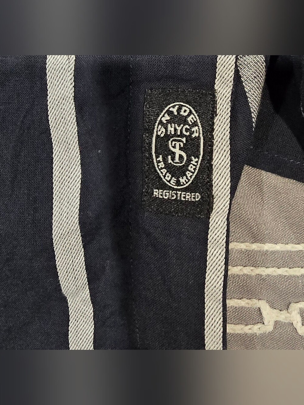 Todd Snyder Navy Satin White Stripe Button Down Size XL - Picture 6 of 8